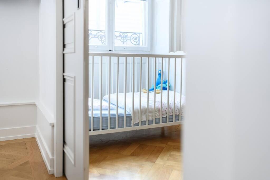 Beautiful 3-bedroom Apart Attic 100 Sqm 8 Persons Apartamento