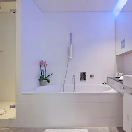Appartement Beautiful 3-bedroom Apart Attic 100 Sqm 8 Persons *